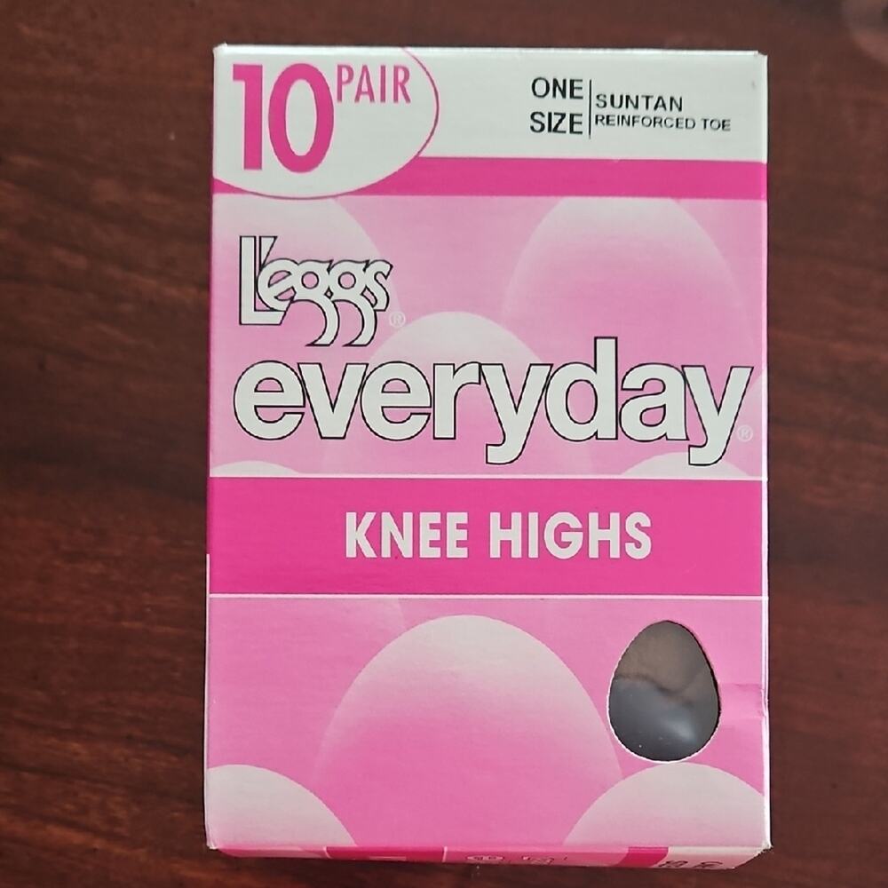 L'eggs Everyday Knee Highs - Reinforced Toe Suntan NWOT